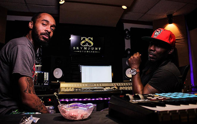 41670938_675424206174229_355585981631612