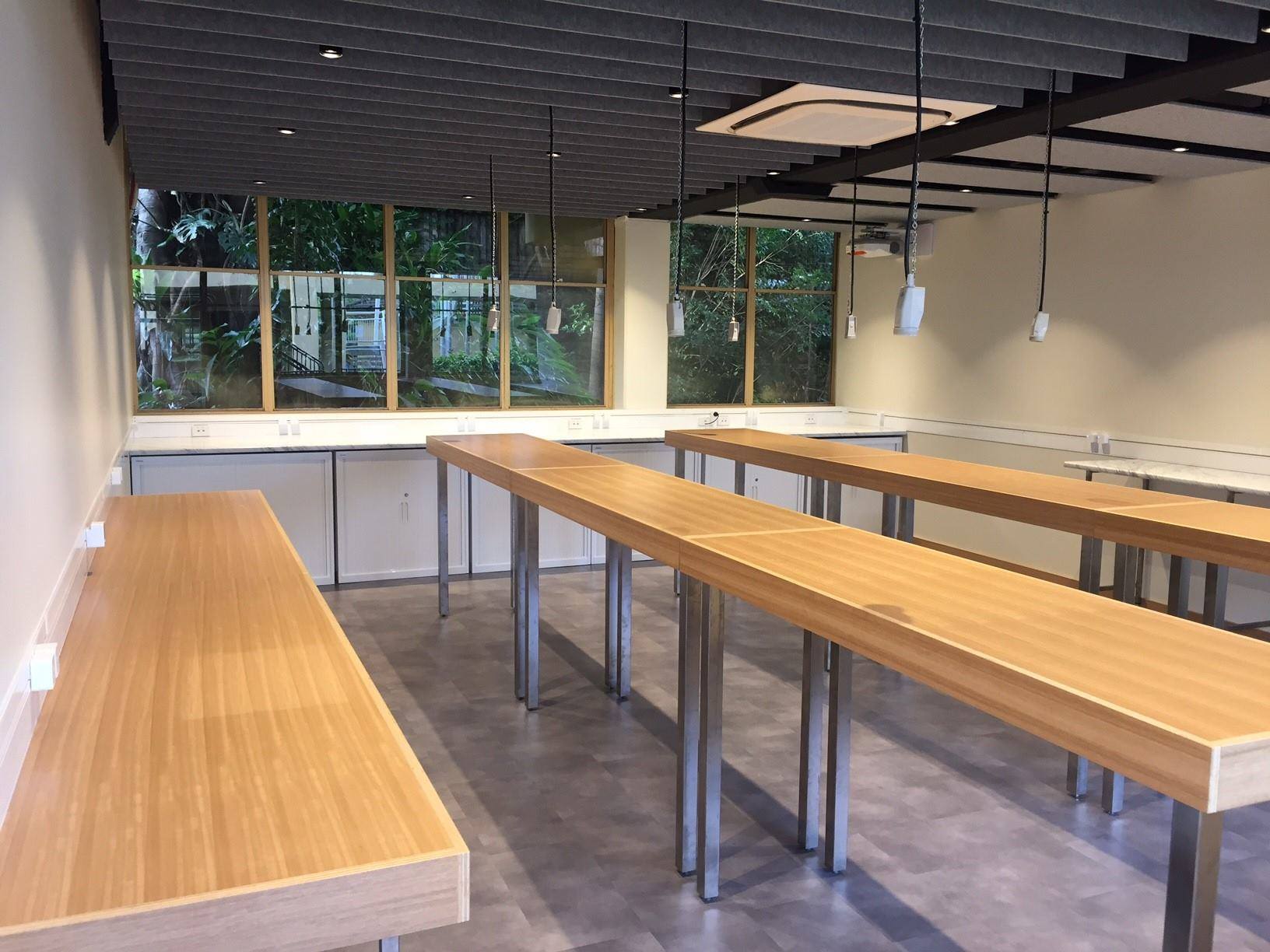 Retractable Cable Reel Singapore Best Power And Data Cord Reel