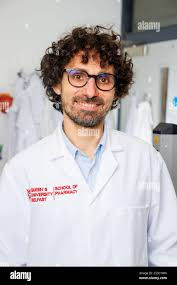 Discover the School of Pharmacy: Research Themes, Advanced Facilities, and Postgraduate & Collaborative Opportunities