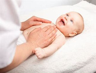 massage bébé.jpeg
