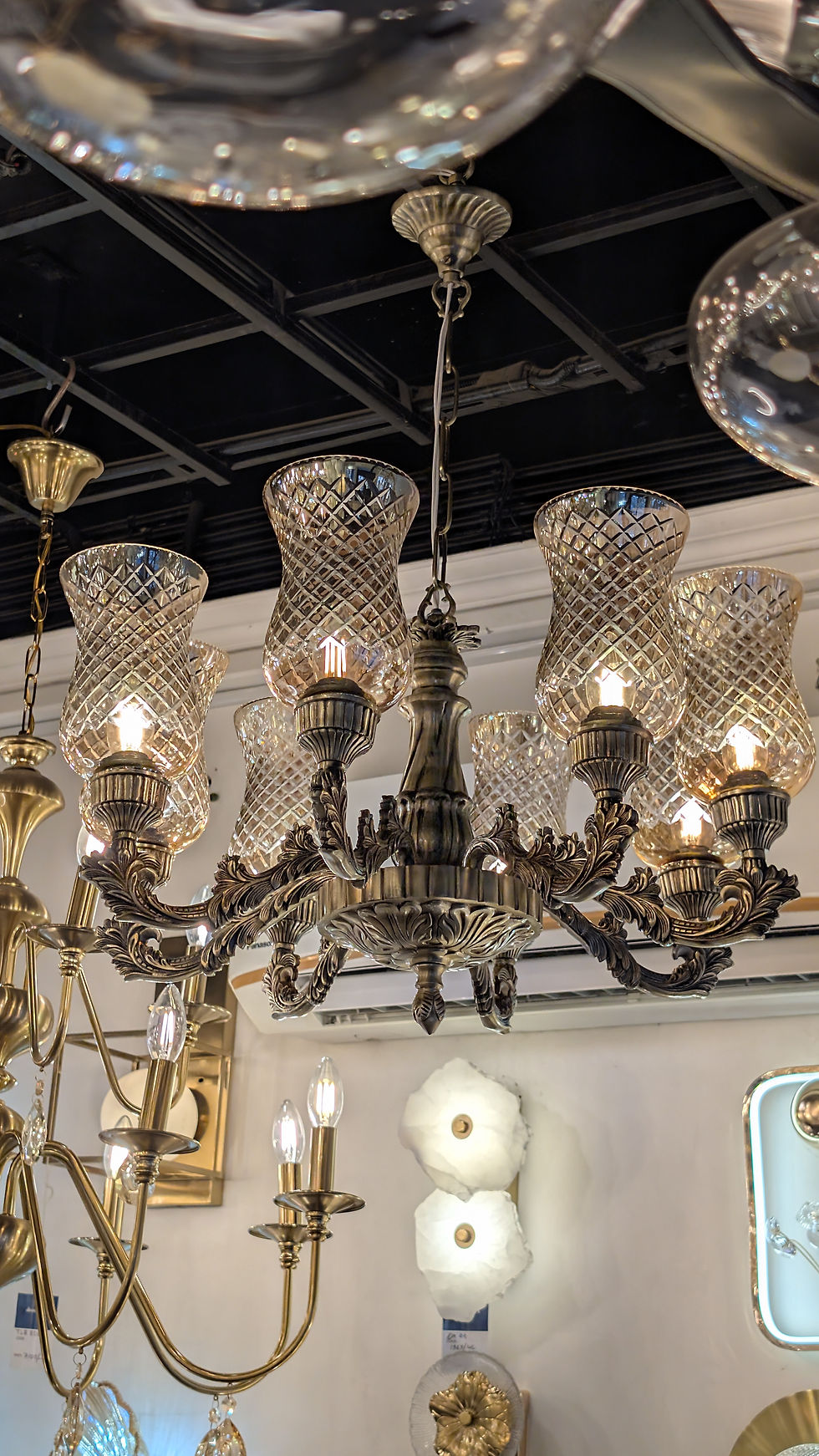Thumbnail: DK13 LA 8L CHANDELIER 