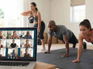 People doing FitnessTraining in online virtual class