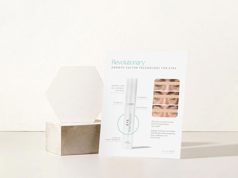 Eye Easelback A 