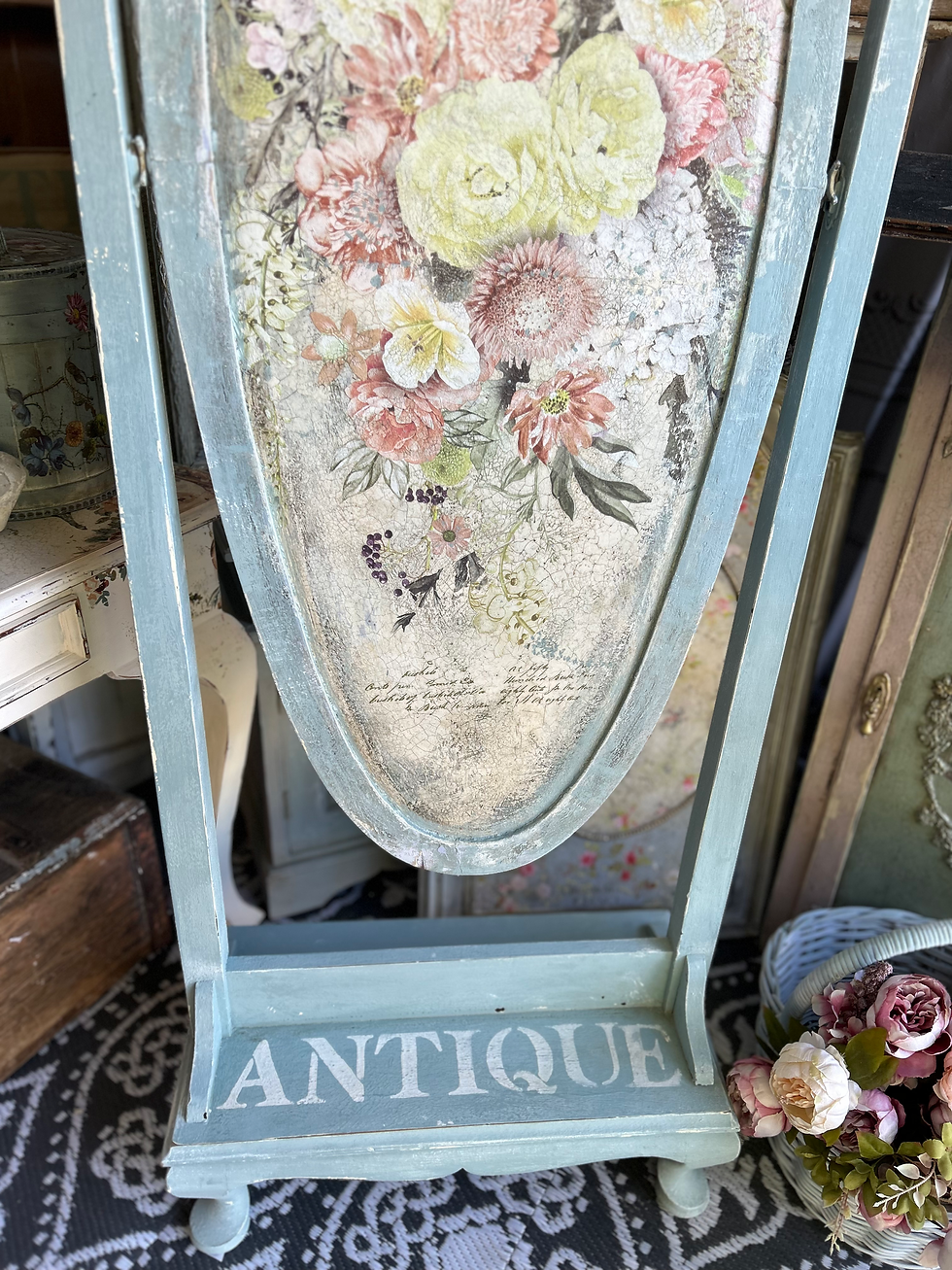 Thumbnail: Botanique Bloom – Vintage Standing Mirror Panel