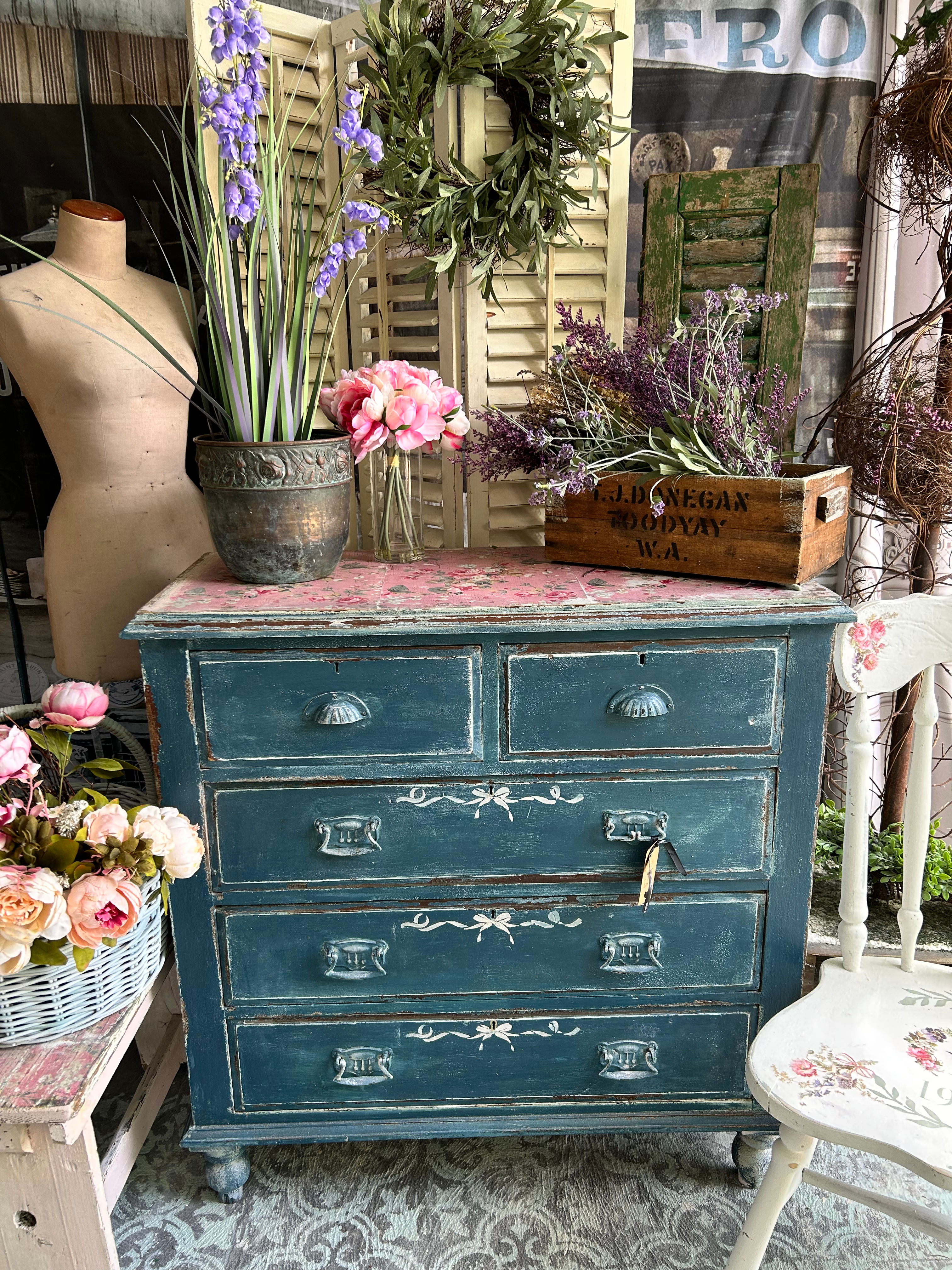 Vintage Chest of Draws