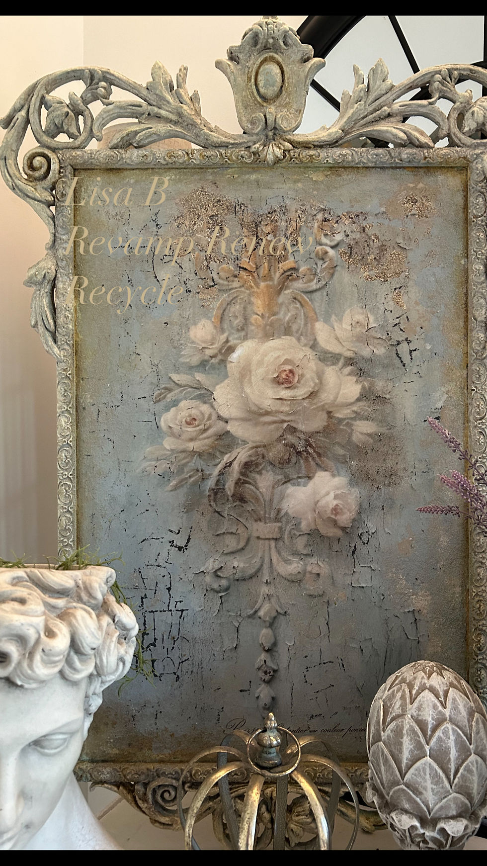 Thumbnail: Vintage Floral Decopauge Artwork