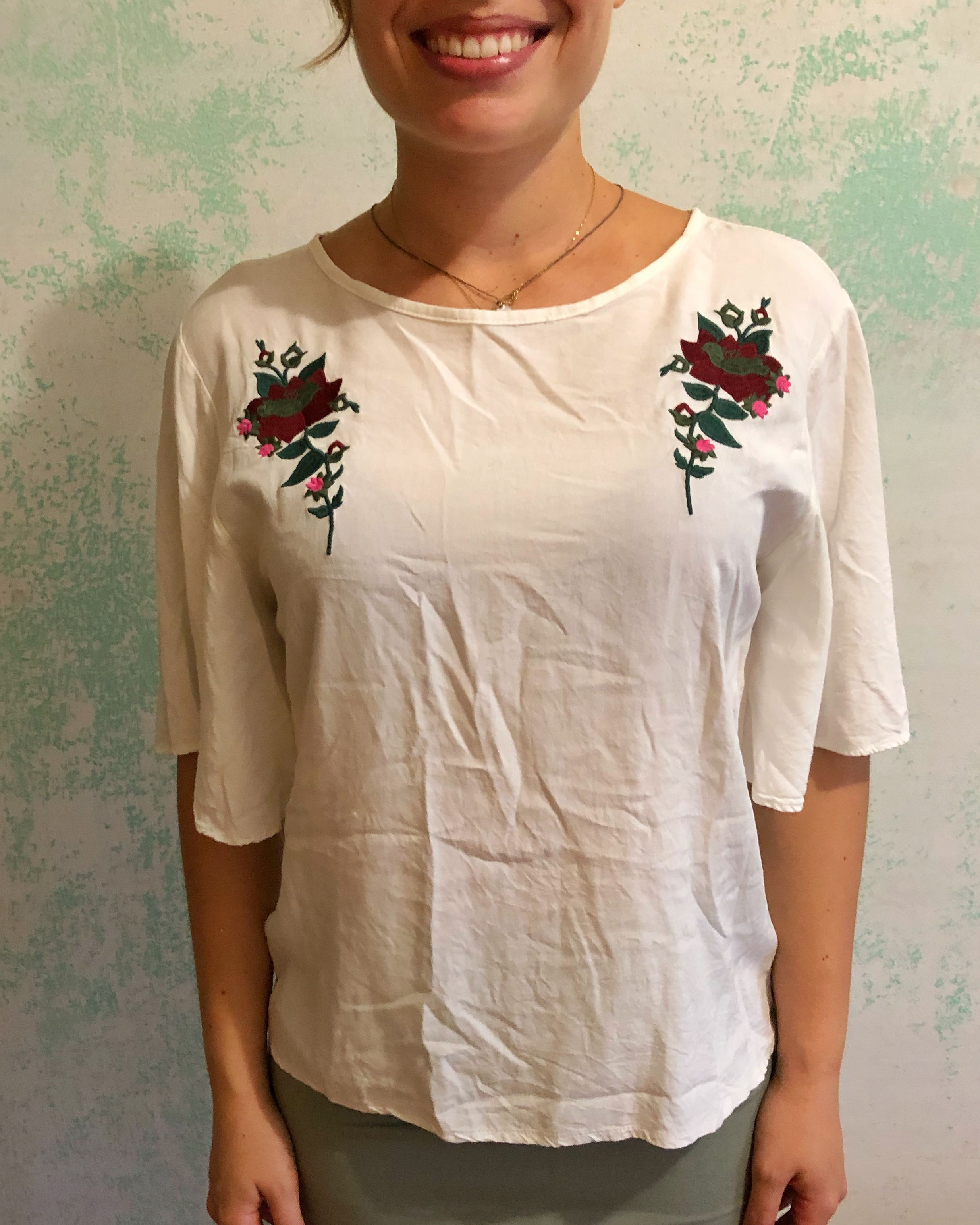 Blusa Bordada Rosas M