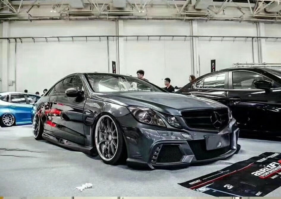 Mercedes Benz E-Class W207 Bodykit