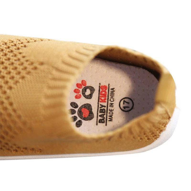 Thumbnail: Casual Girls Boys Mesh Comfortable Non Slip Soft Shoes