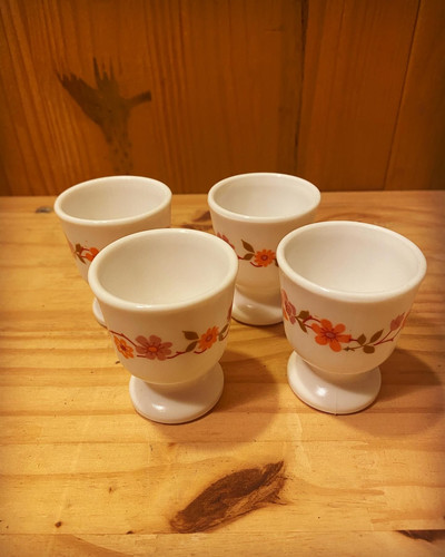 Set de 4 tasses vintages Lotus de Arcopal | Selency Set de 4 tasses vintages Lotus de Arcopal | Selency