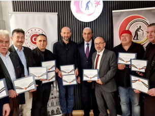 T.C. MÜNSTER BAŞKONSOLOSUMUZ DERNEK LOKALiMiZDE TEŞEKKÜR PROGRAMI DÜZENLEDİ