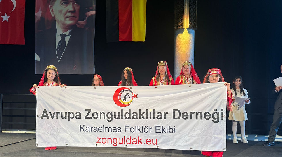 ESSEN ZOLLVEREIN’DA 23 NİSAN KUTLAMALARI