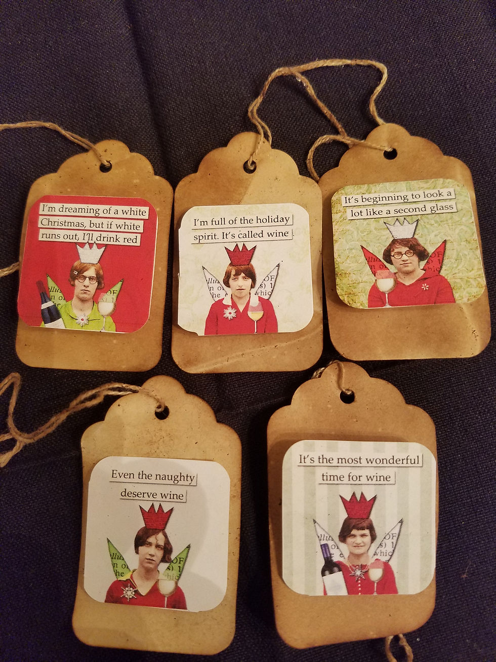 Wine Themed Gift Tags Medium Scalloped with Pop Up