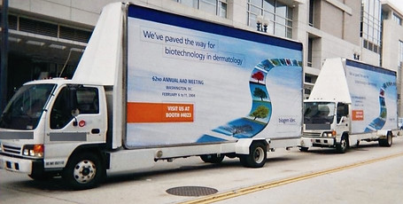 Moving billboard #mediabuyingagency #mediabuyingservice #airportadvertisingagency #billboardadvertisingagency #internationalmediabuyingagency