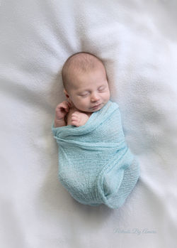 newborn-light-blue-blanket