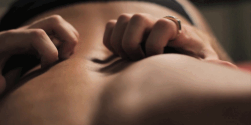 yazarlarin-gece-fantezileri_641665.gif
