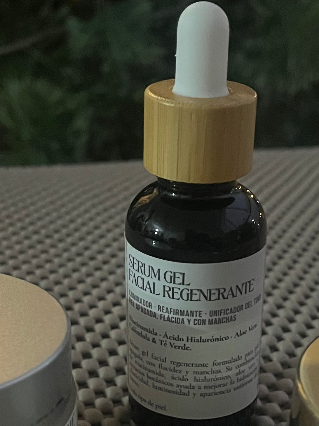 SÉRUM GEL FACIAL REGENERANTE