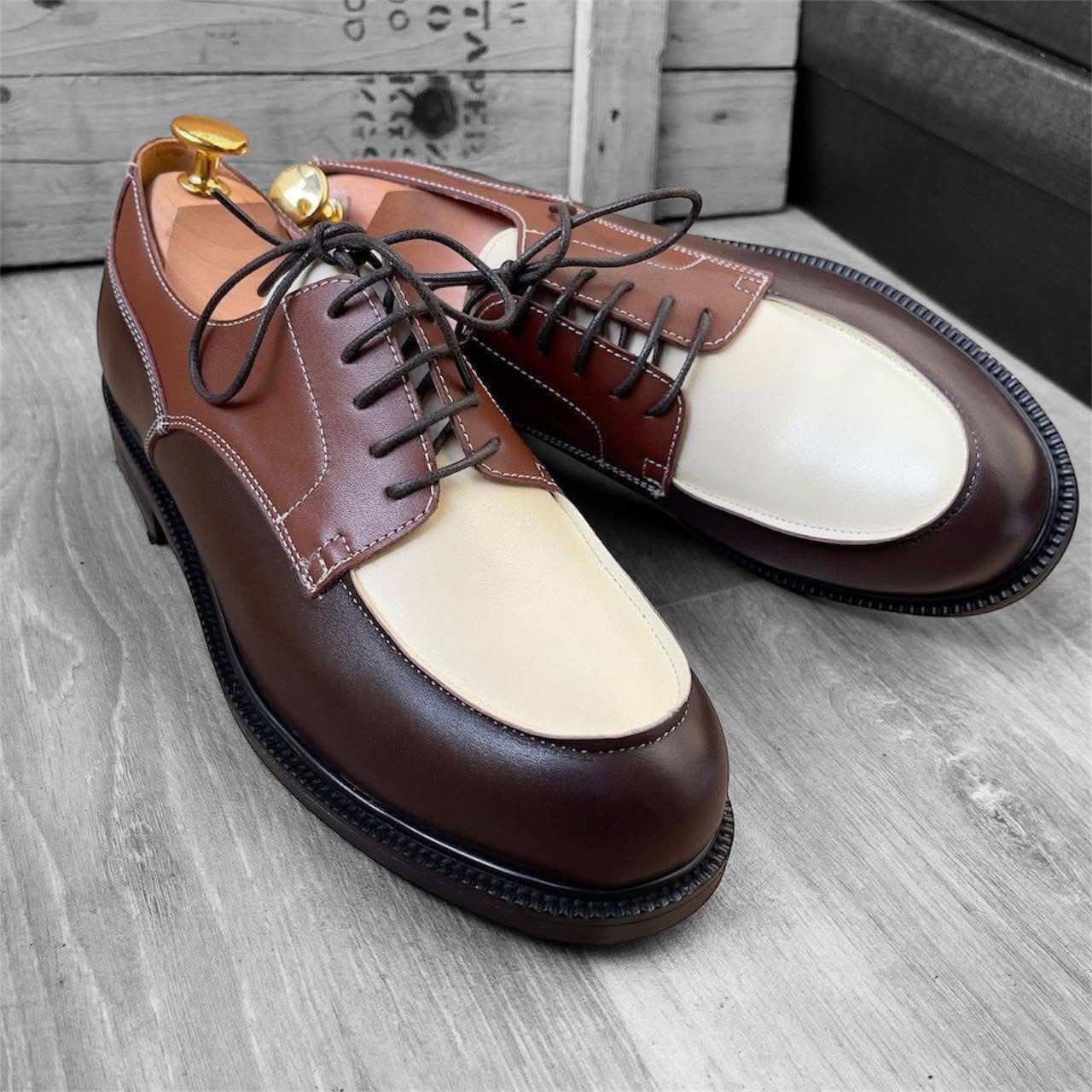 Derby Split Toe