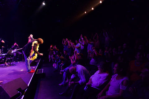 Live Jukebox Team Building