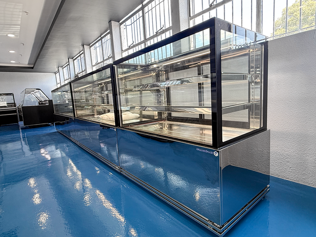 Grandé-Lux Heated Display Deli