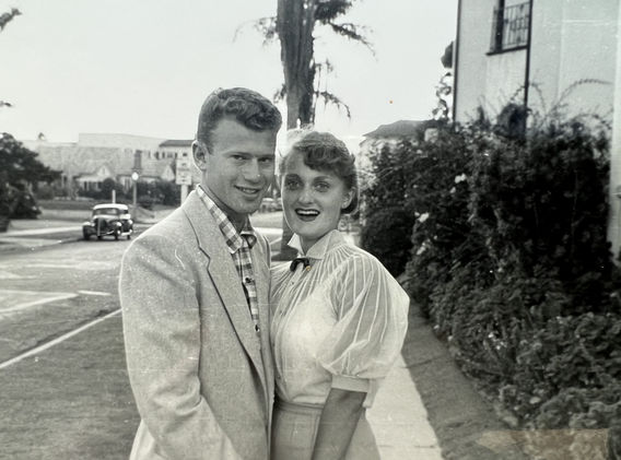 Bernie meets Nina Rose Levy at the University of Southern California.