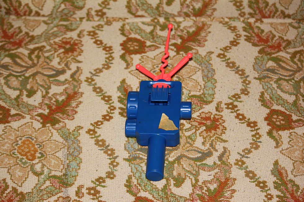Back of Kenner The Real Ghostbusters PKE meter