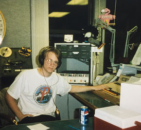 Retro Injection x The Rewind Envelope: The Playlist