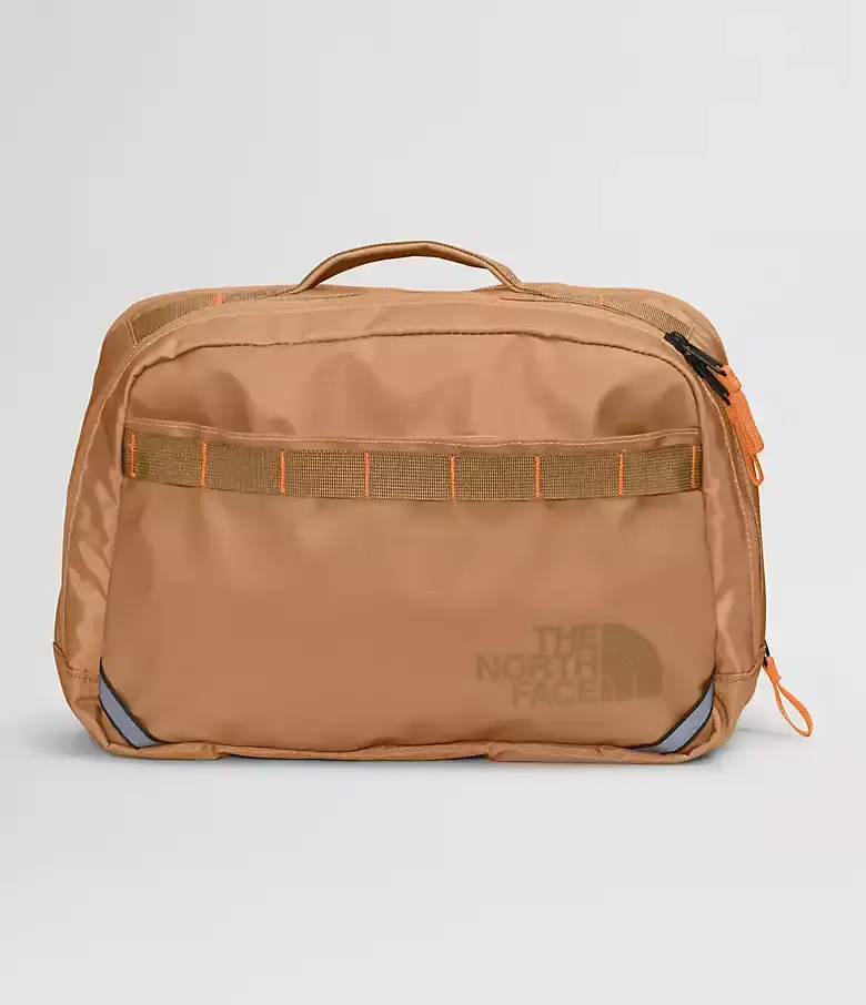 THE NORTH FACE- Base Camp Voyager Sling- Almond Butter/Utility Brown