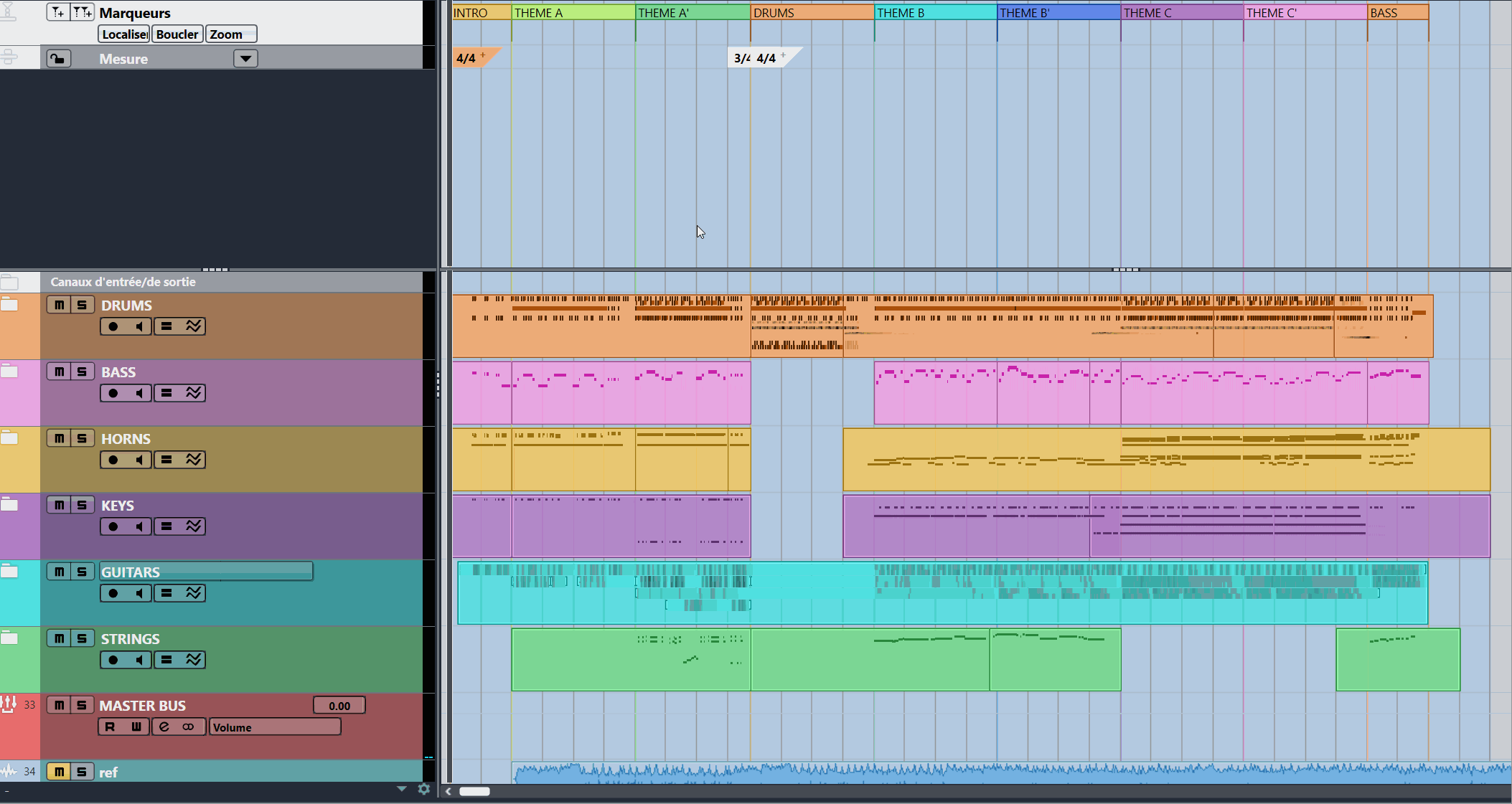 💡Dans Cubase, le bouton permettant de basculer entre le mode temporel (temps linéaire) et le mode métrique (mesures/temps linéaires) est parfois caché. Voici comment retrouver cette icône manquante.
