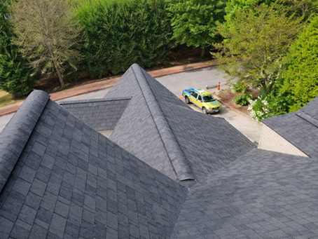 Signs It’s Time for a Roof Replacement Instead of Another Repair