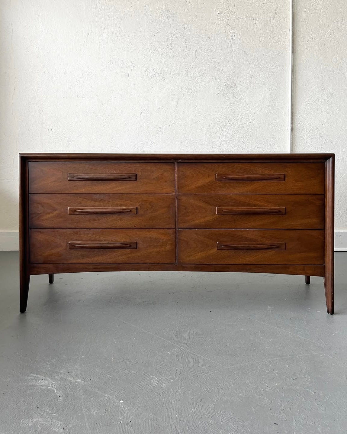 MCM Broyhill Emphasis Dresser