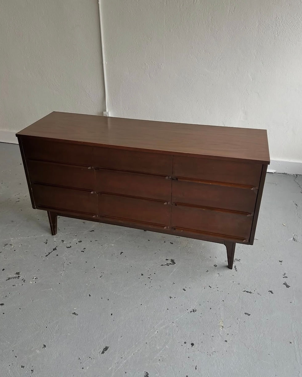 Thumbnail: MCM 9-Drawer Dresser