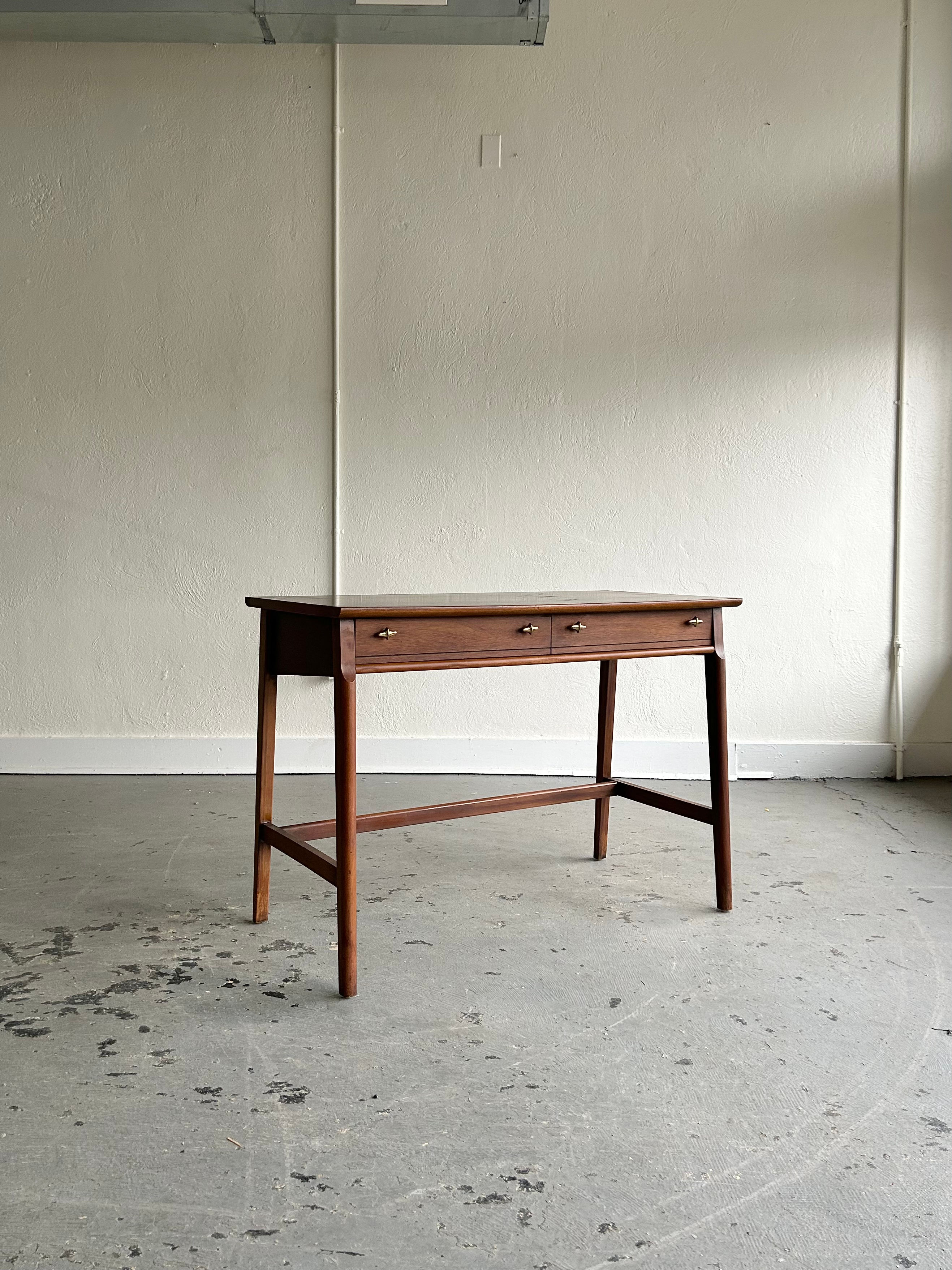 MCM Desk