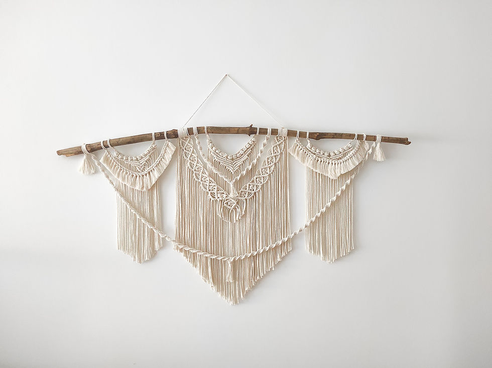 tapiz de macramé hecho a mano, ideal como cabecero de cama o pieza decorativa en paredes