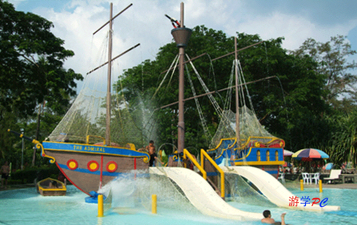 Water Park (7).gif