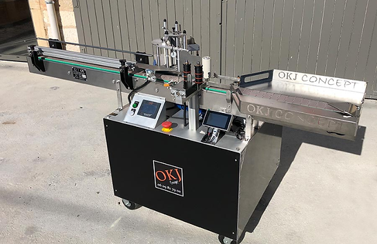 Etiqueteuse adhésive automatique vin bière agroalimentaire industrie