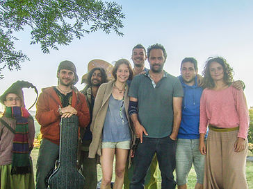 "Vie sauvage" filme de Cédric Kahn avec Mathieu Kassovitz et Céline Sallette, Figuration Franky Joe Texier, guitare flamenco rumba
