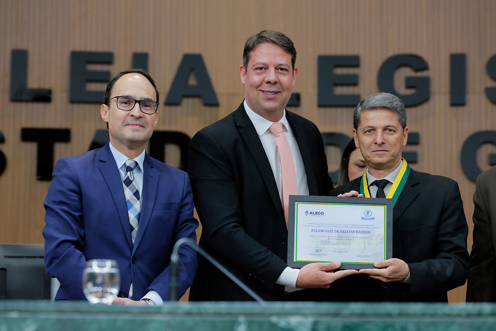 Presidente da ASSOJAF-GO recebe Medalha Pedro Ludovico Teixeira em solenidade na Alego