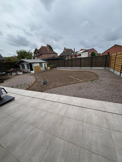 Tuin met cortenstaal