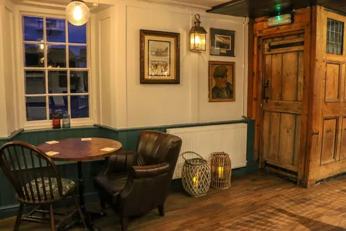 Boatswains at The Kings Arms Interior