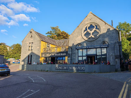 Black Isle Bar Fort William Exterior