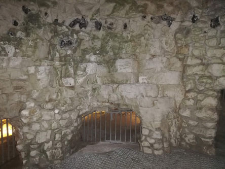 Grime's Graves - Prehistoric Flint Mine Interior