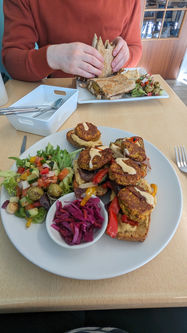 Anchor Cafe Food / drink