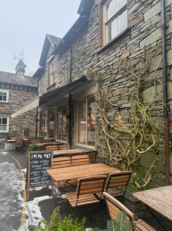 Freda & Ray Exterior