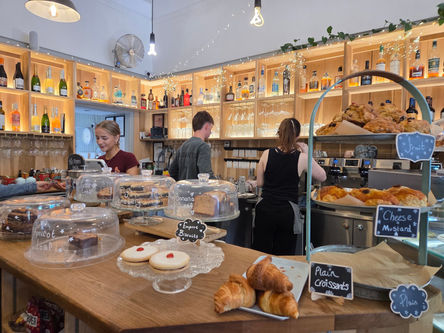 Cafe Calluna Interior