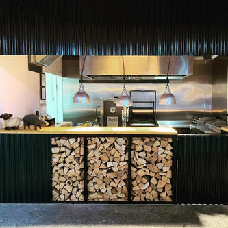 Tap & Tân Interior