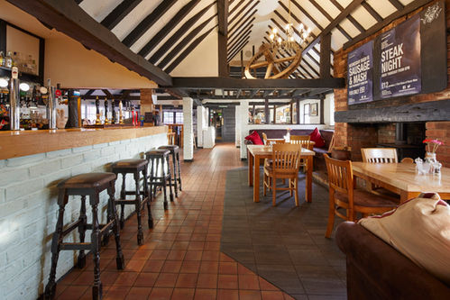 Newbold Comyn Arms Interior
