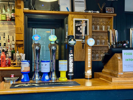 The Greyhound Halton Interior