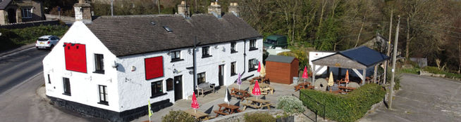 The Three Horseshoes Exterior