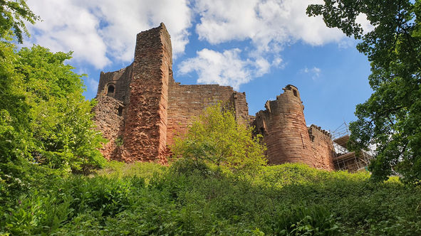 Bothwell Castle Exterior
